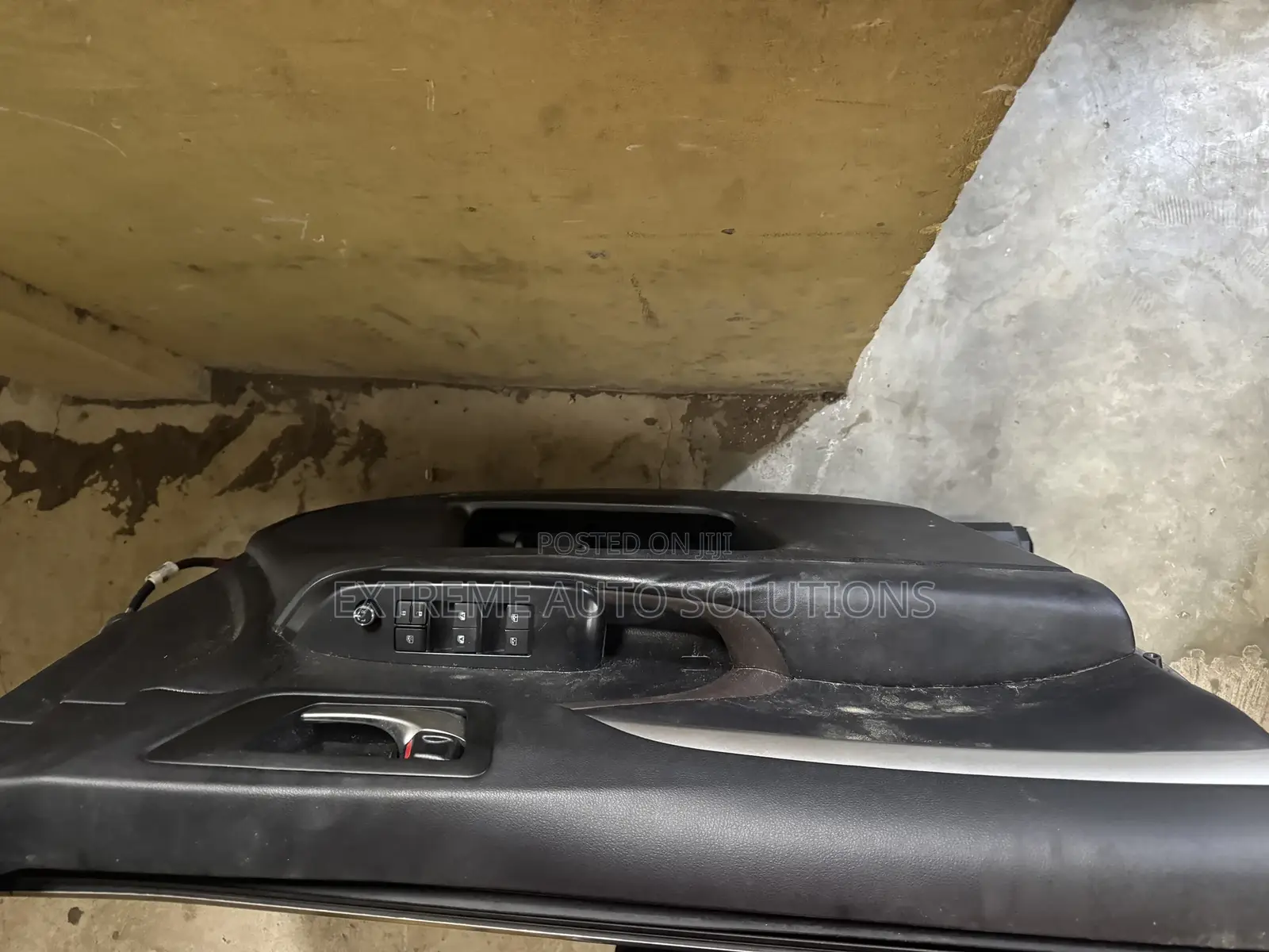 Toyota Highlander 2017 Door Front Driver