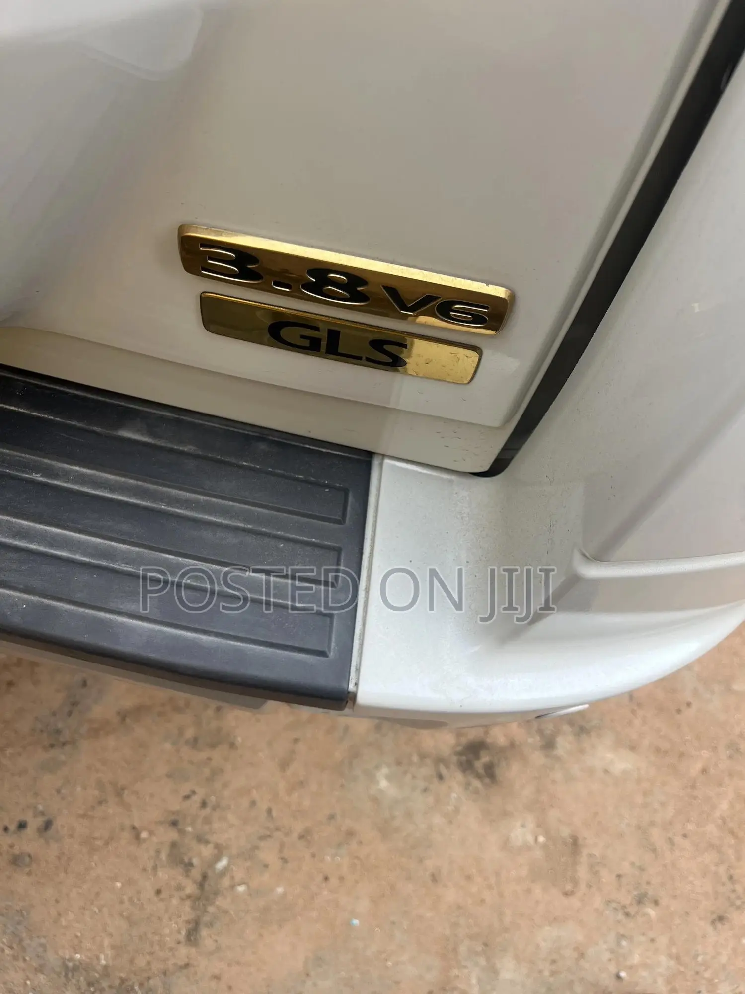 Mitsubishi Pajero V80 3.8 V6 GLS 2019 Silver