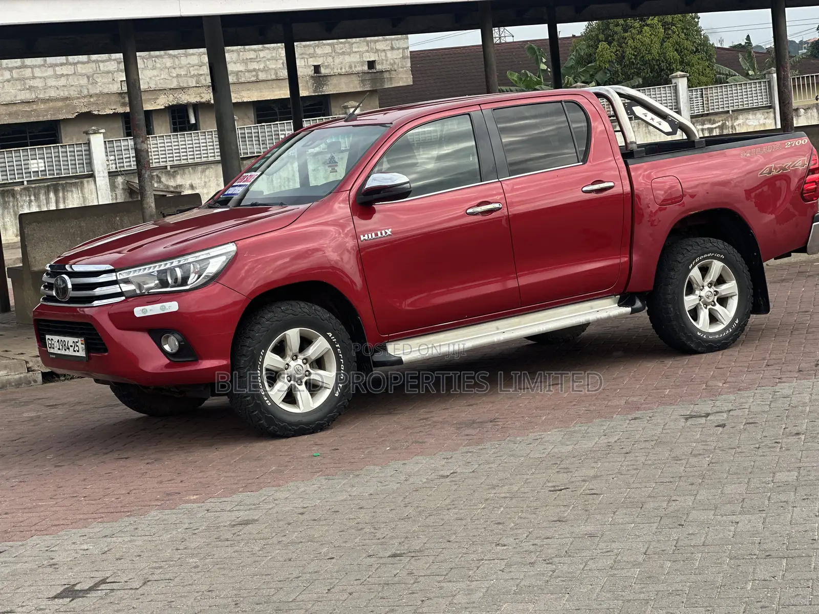 Toyota Hilux SR 4x4 2019 Red
