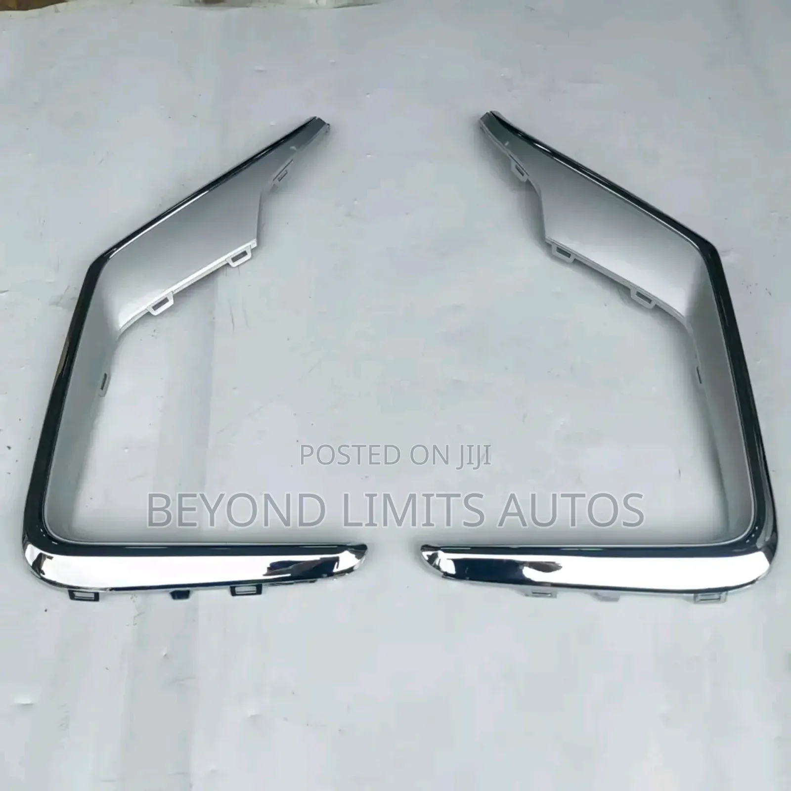 Honda CRV Cr-v 2020,2021,2022 Bumper/ Fog Light Chrome