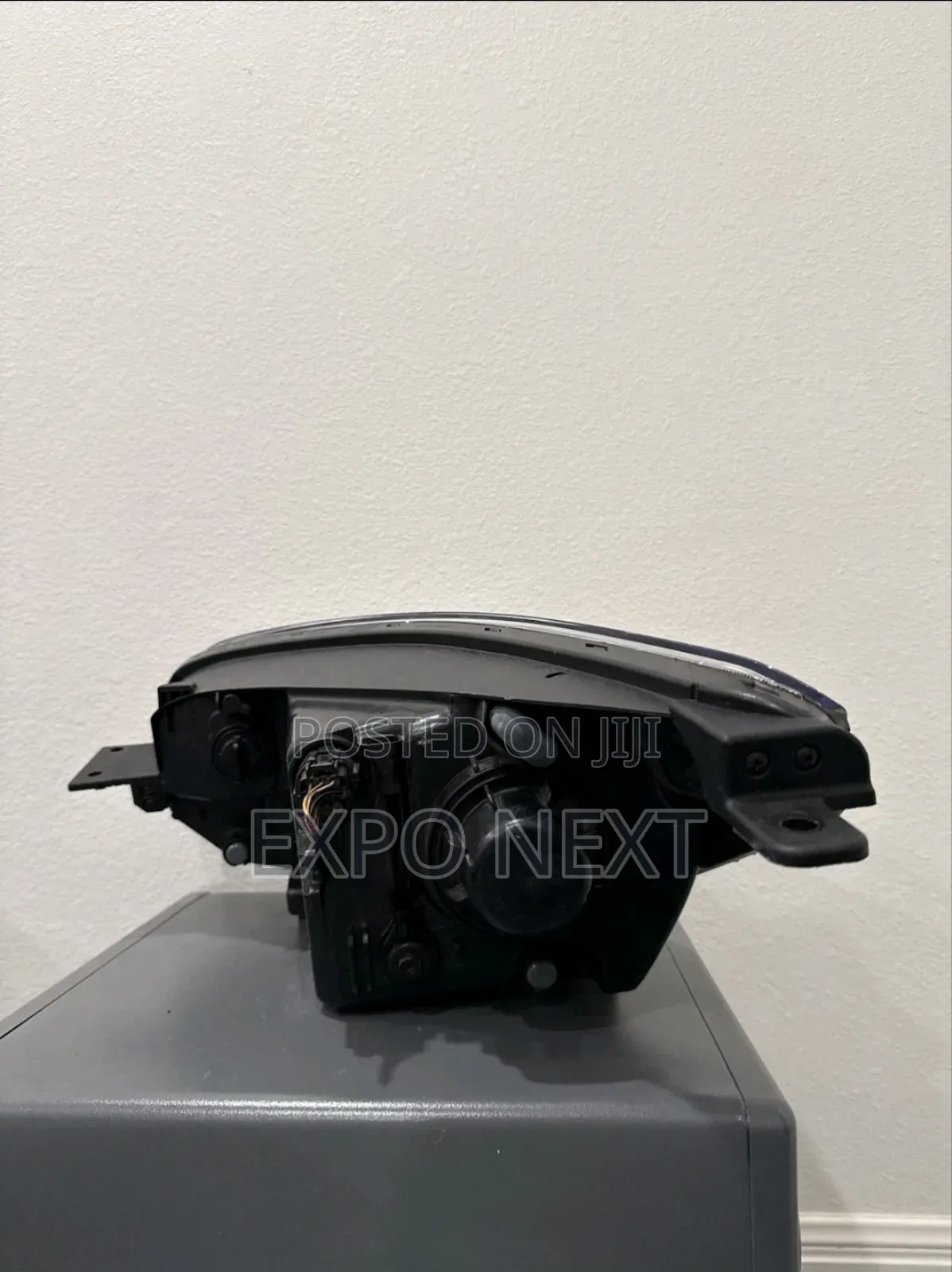 2014-2019 Kia Soul Right Side Headlight  Used