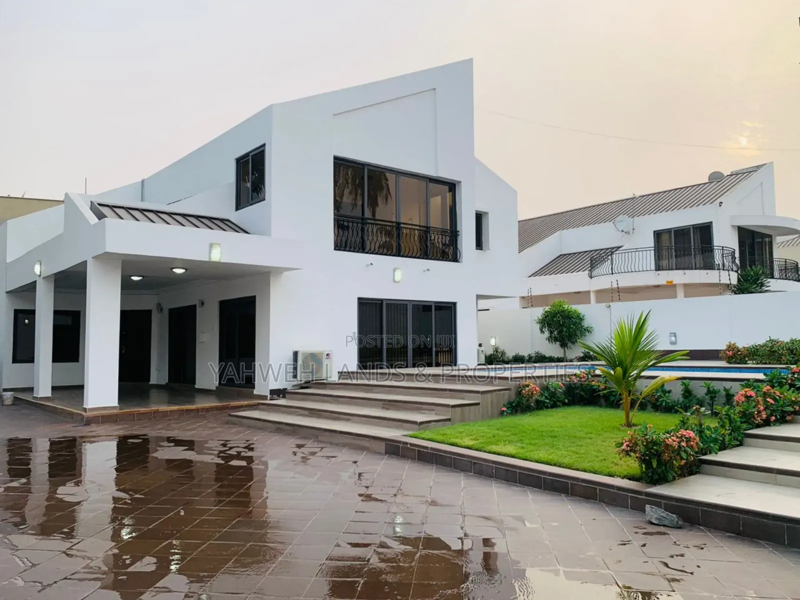 4bdrm House in Airport Residential Area for rent