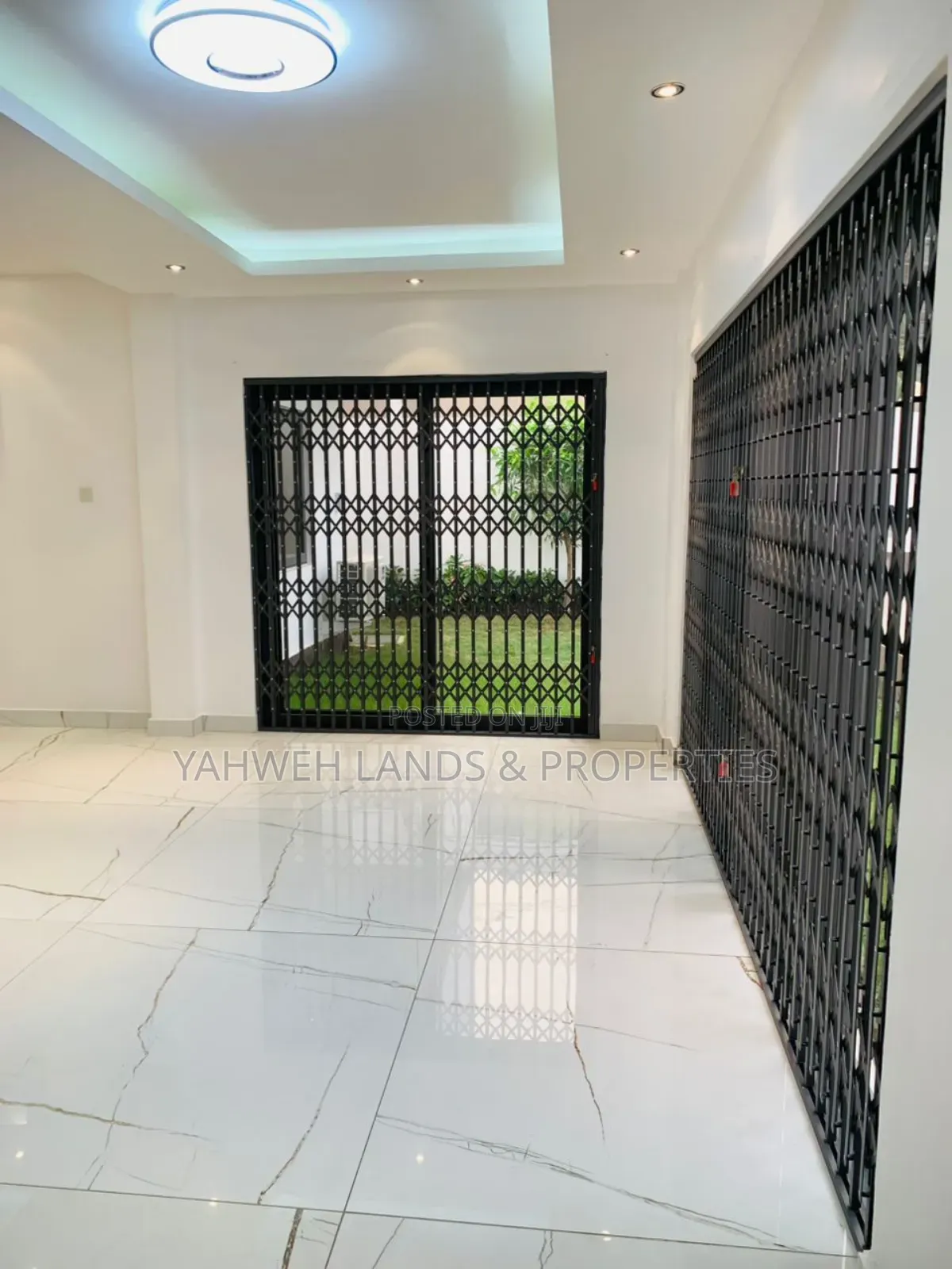 4bdrm House in Airport Residential Area for rent