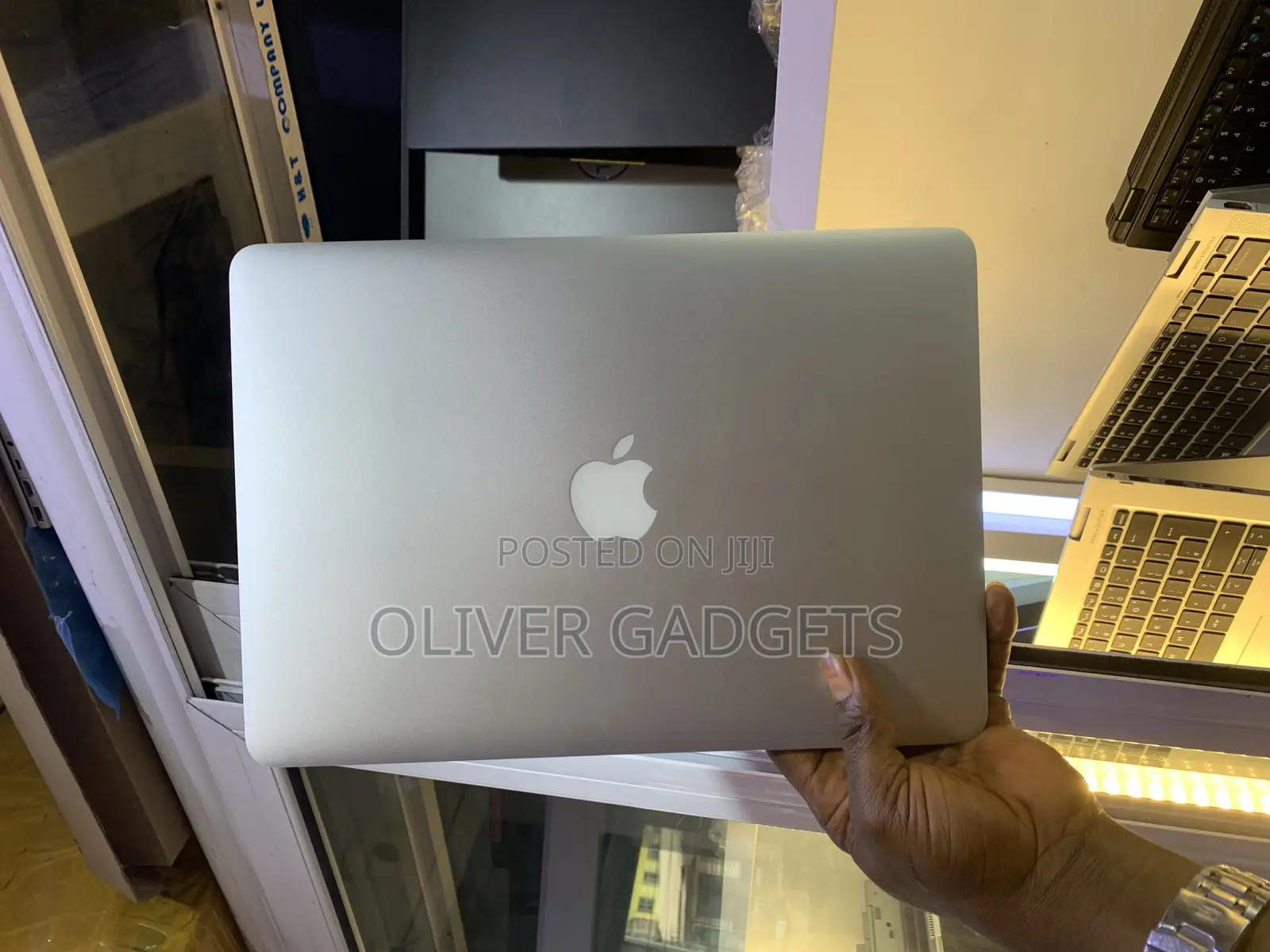 Laptop Apple MacBook Air 8GB Intel Core i5 SSD 128GB