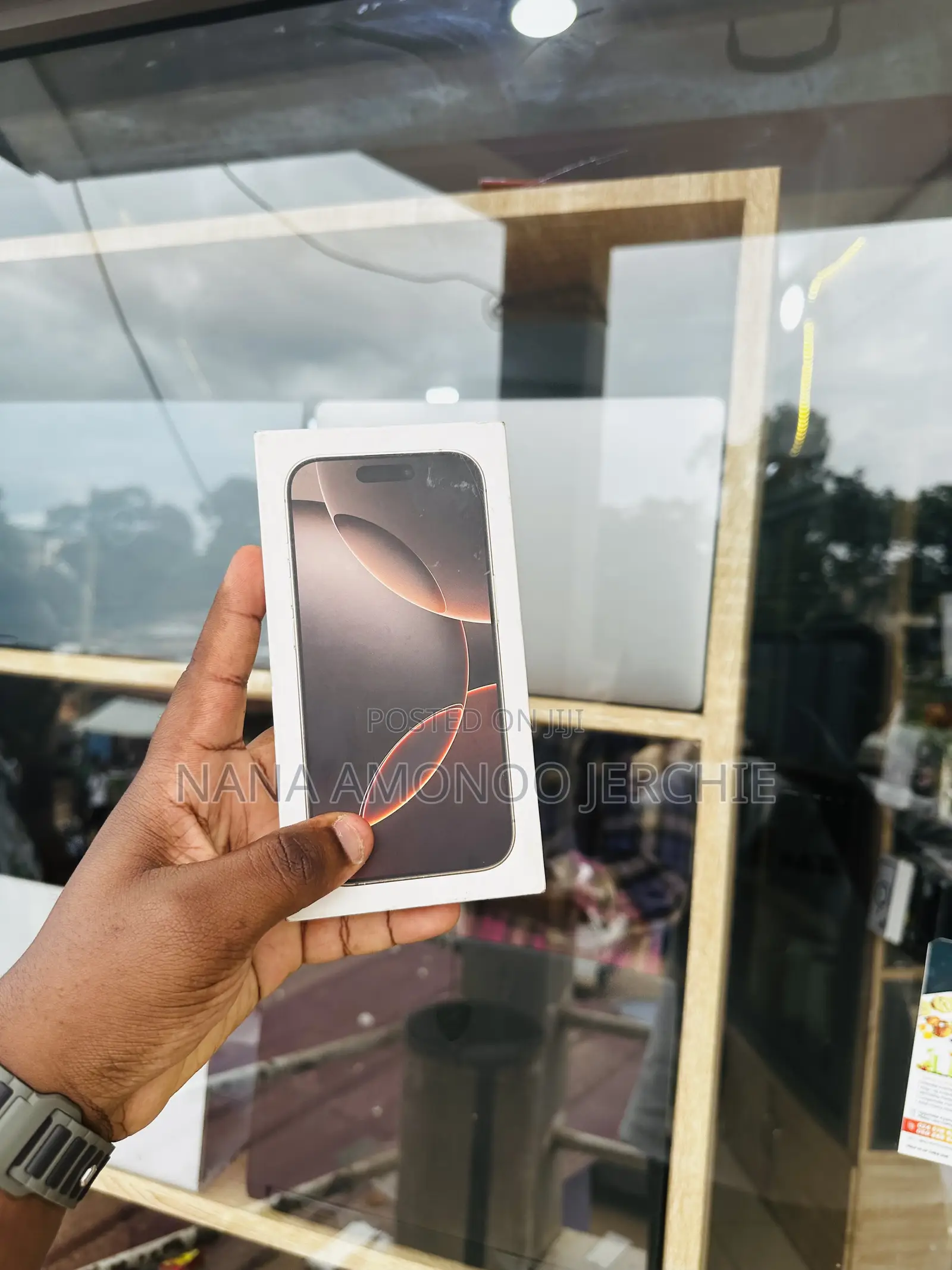 Apple iPhone 16 Pro 128 GB Gold