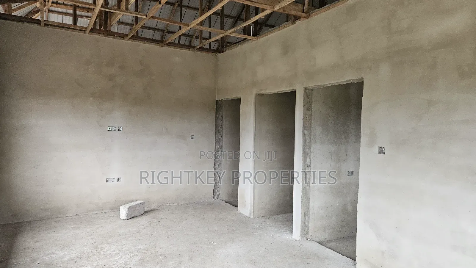 4bdrm House in Appiadu Kokoben, Kumasi Metropolitan for sale