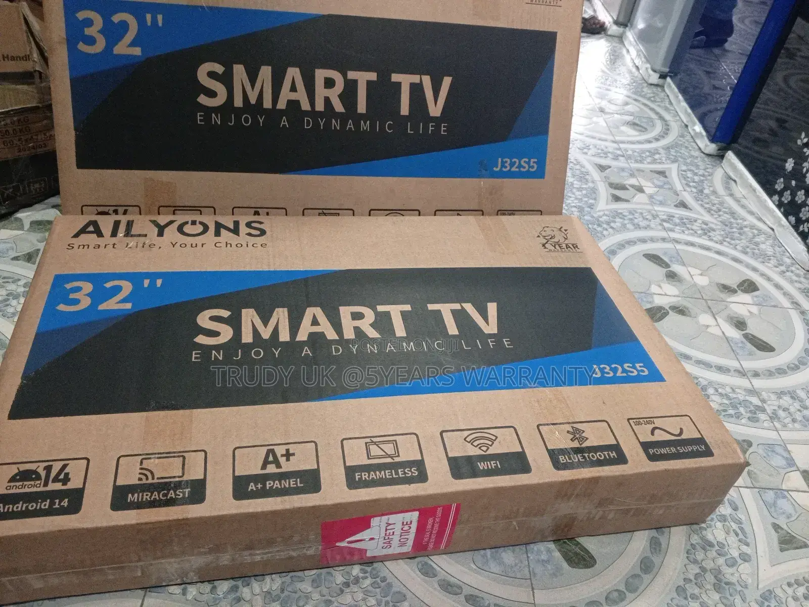 Enjoy a Dynamic Life With Ailyons 32 Smart Television