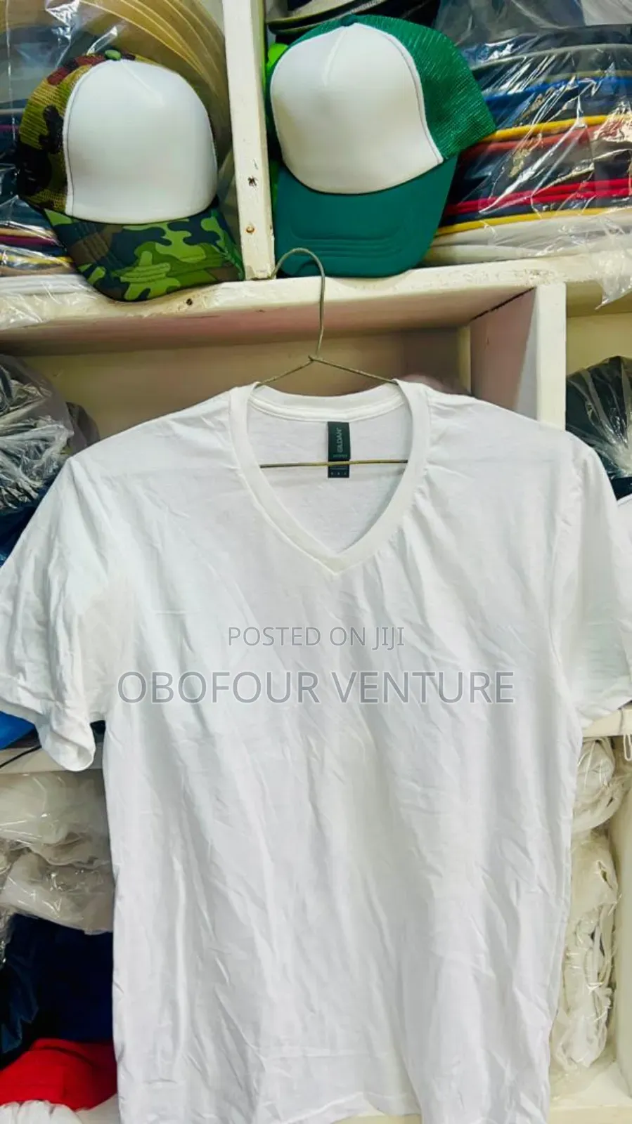 Quality v-Neck From Usa  Gildan Brand v-Neck