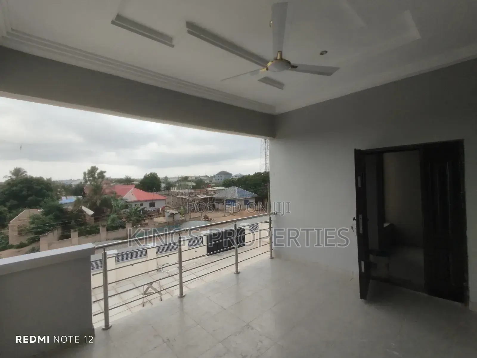 2bdrm Apartment in Blackie Mtn, Ngleshie Amanfro for rent
