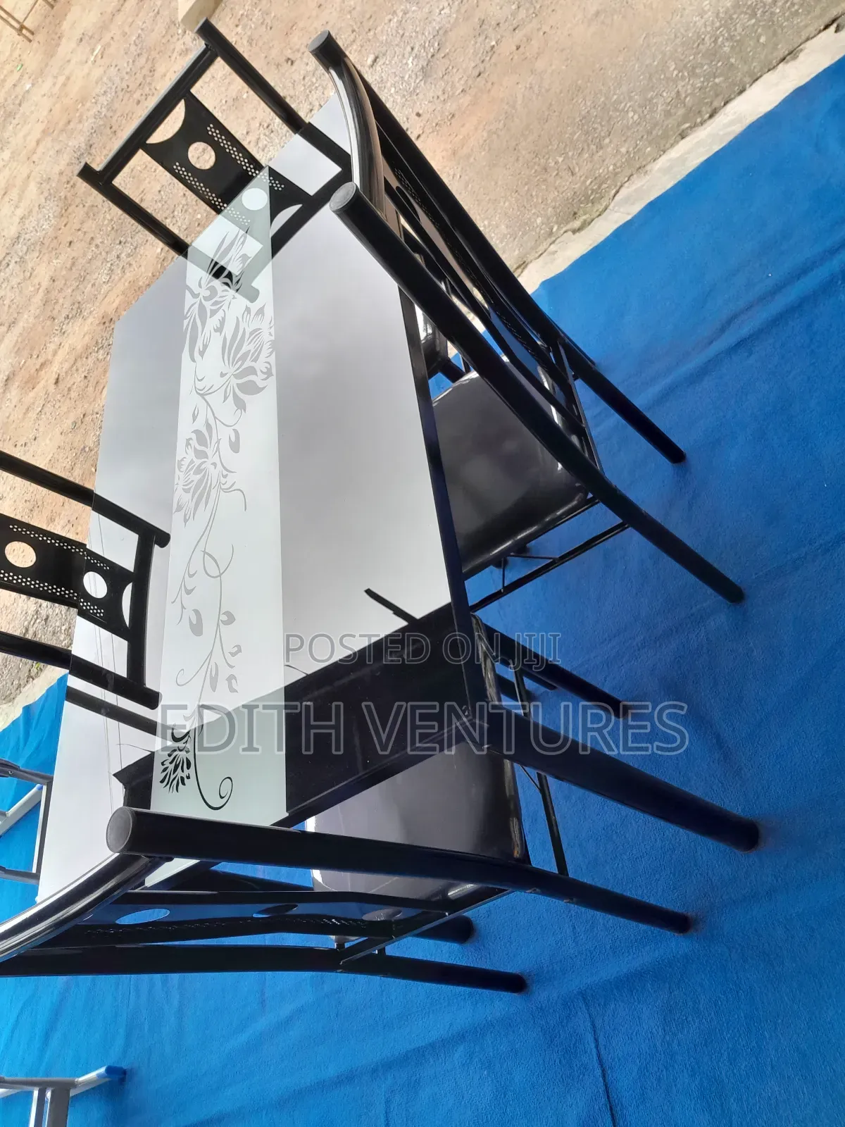 Four Double Dining Set