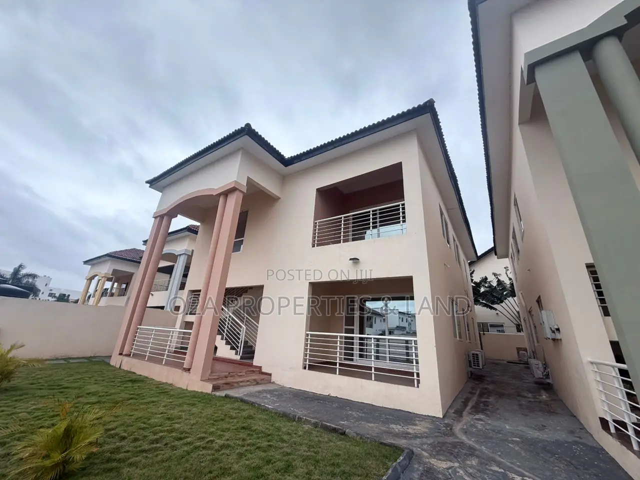 3bdrm Apartment in East Airport for rent