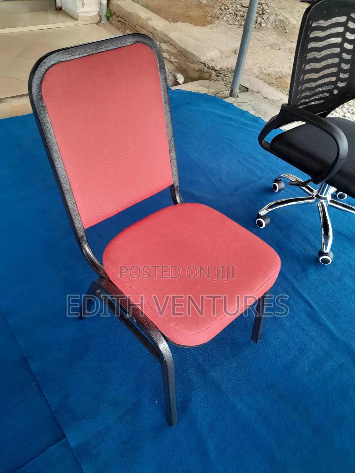 Emits Events Chair