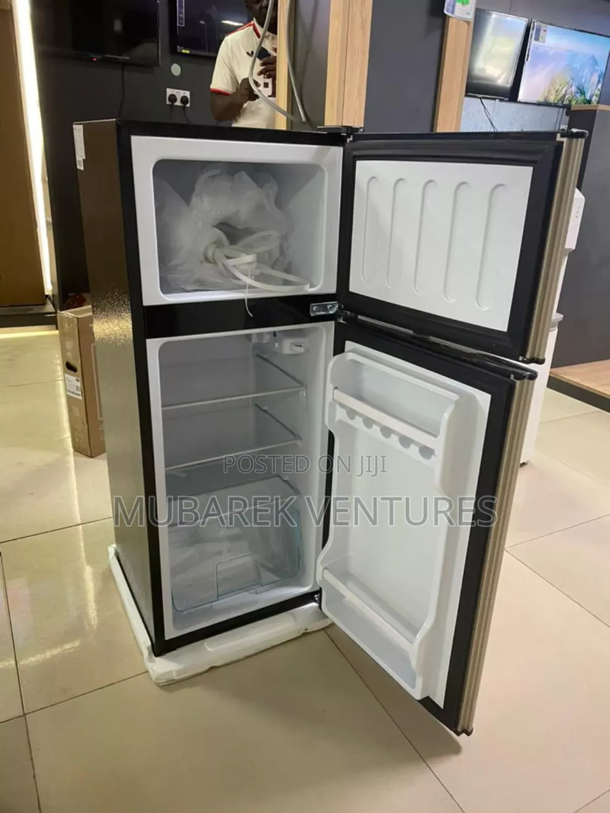Nasco 102ltrs Table Top Refrigerator