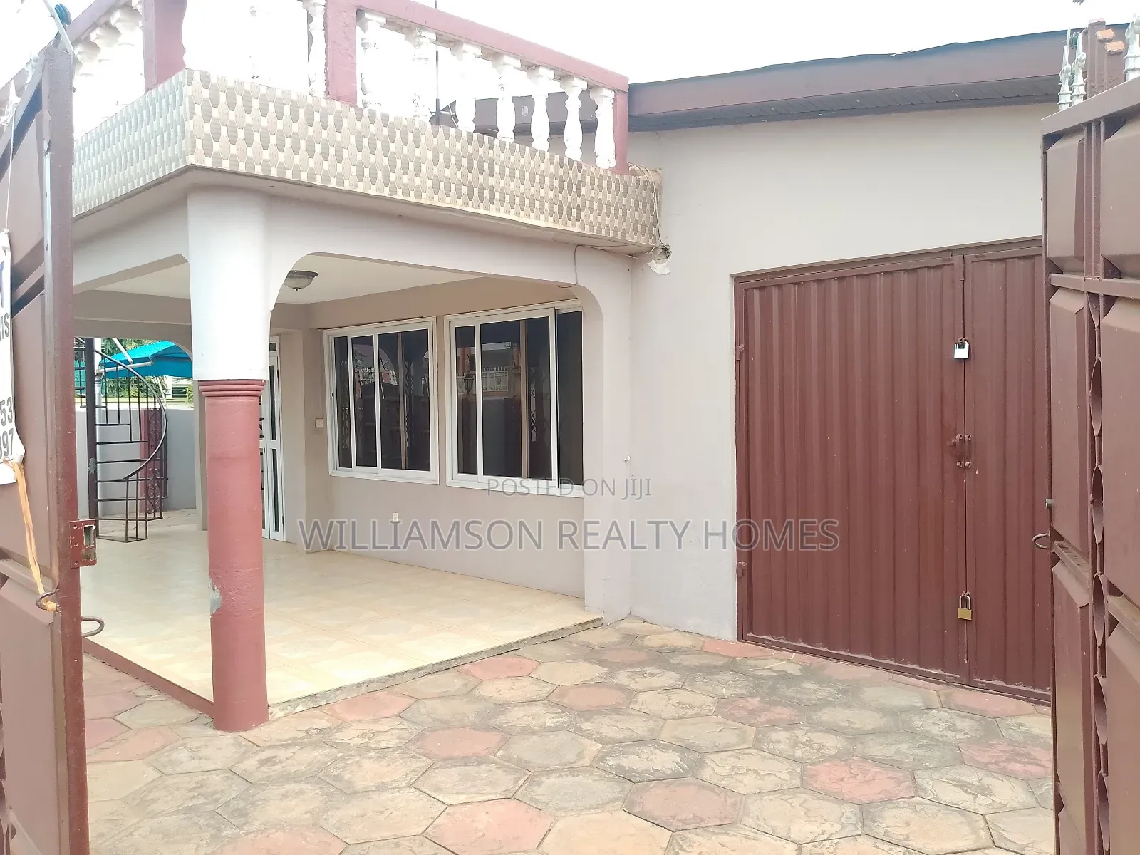 2bdrm House in Community 18 Area, Spintex for rent