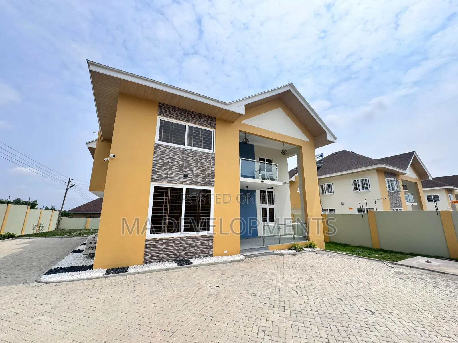 4bdrm House in Madev Realty, Lake Side Estate for rent
