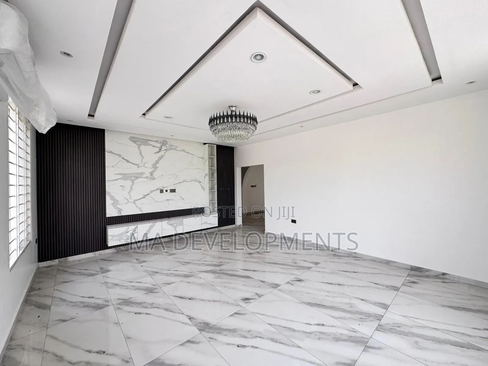 4bdrm House in Madev Realty, Lake Side Estate for rent