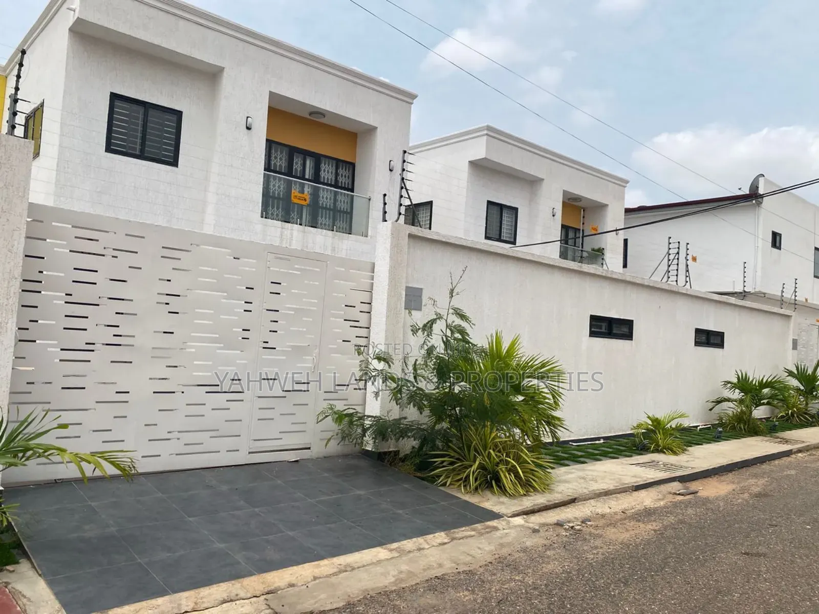 4bdrm House in Spintex for sale