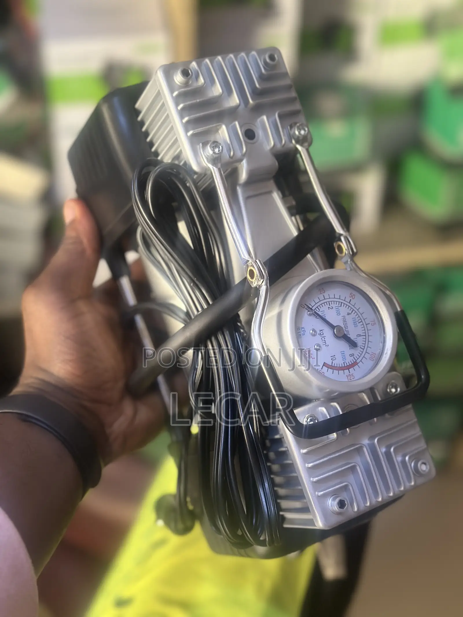 Tyre Pump / Inflator ( 2 Cylinder ) ....