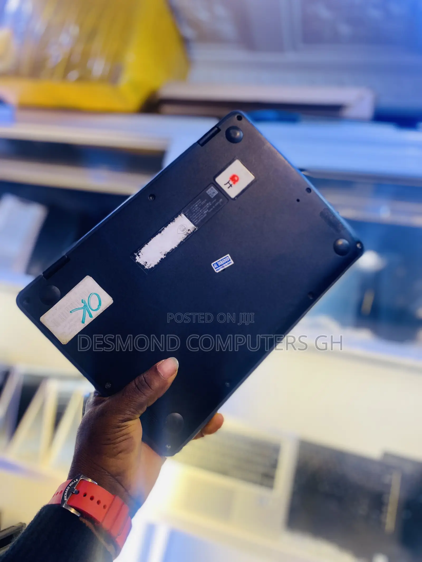 Laptop Lenovo 300e 4GB Intel SSD 32GB