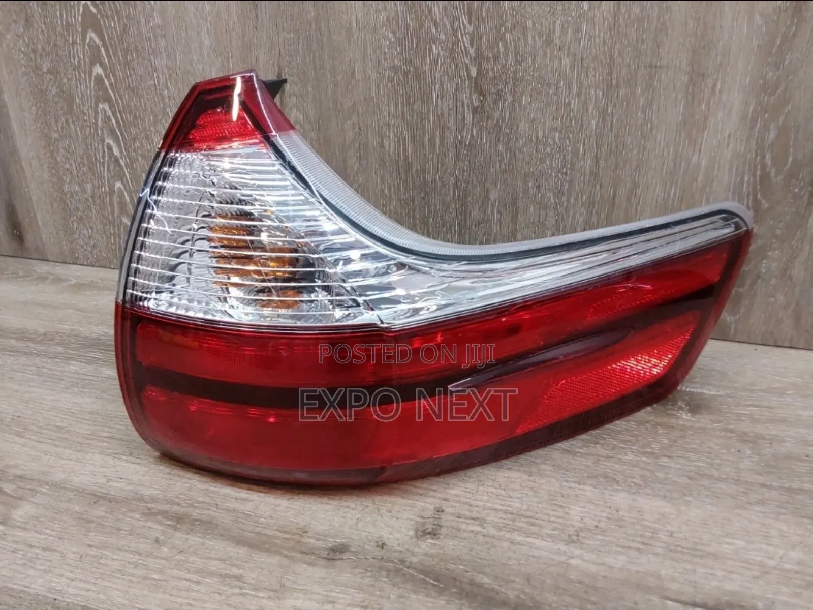 2015-2020 Toyota Sienna Right Tail Light
