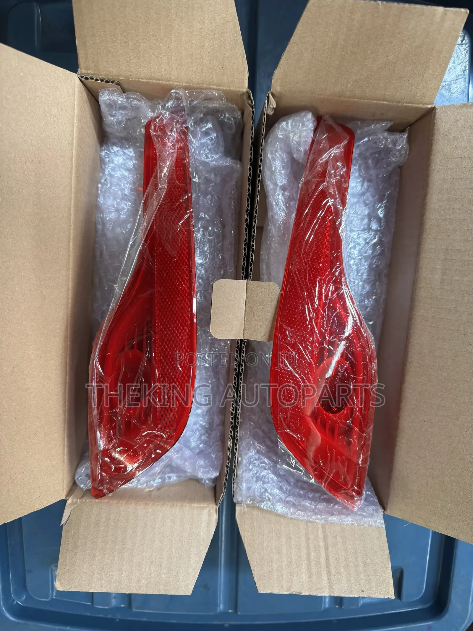 Honda CRV 2017 Back Bumper Reflector