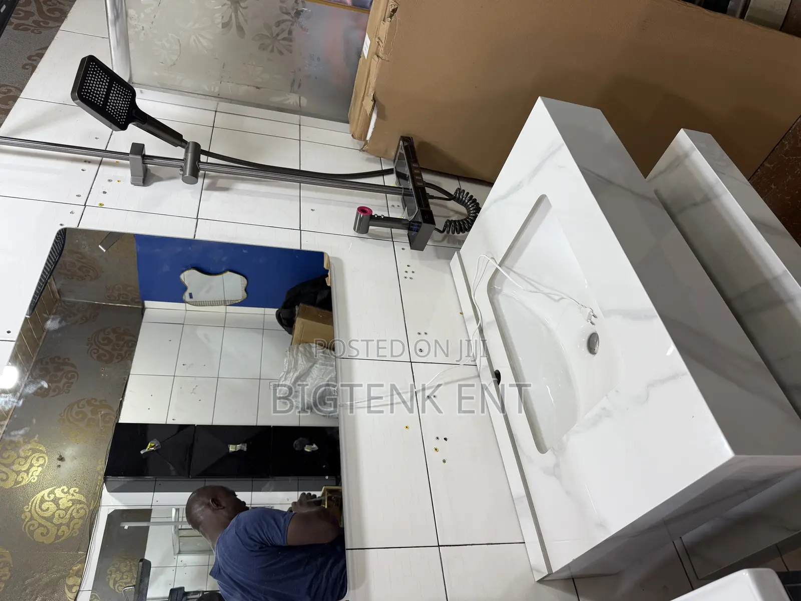 Cabinet Basin