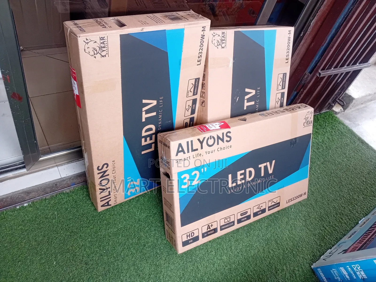 Ailyons 32inches Digital Tv Connect to All Your Viewing Needs