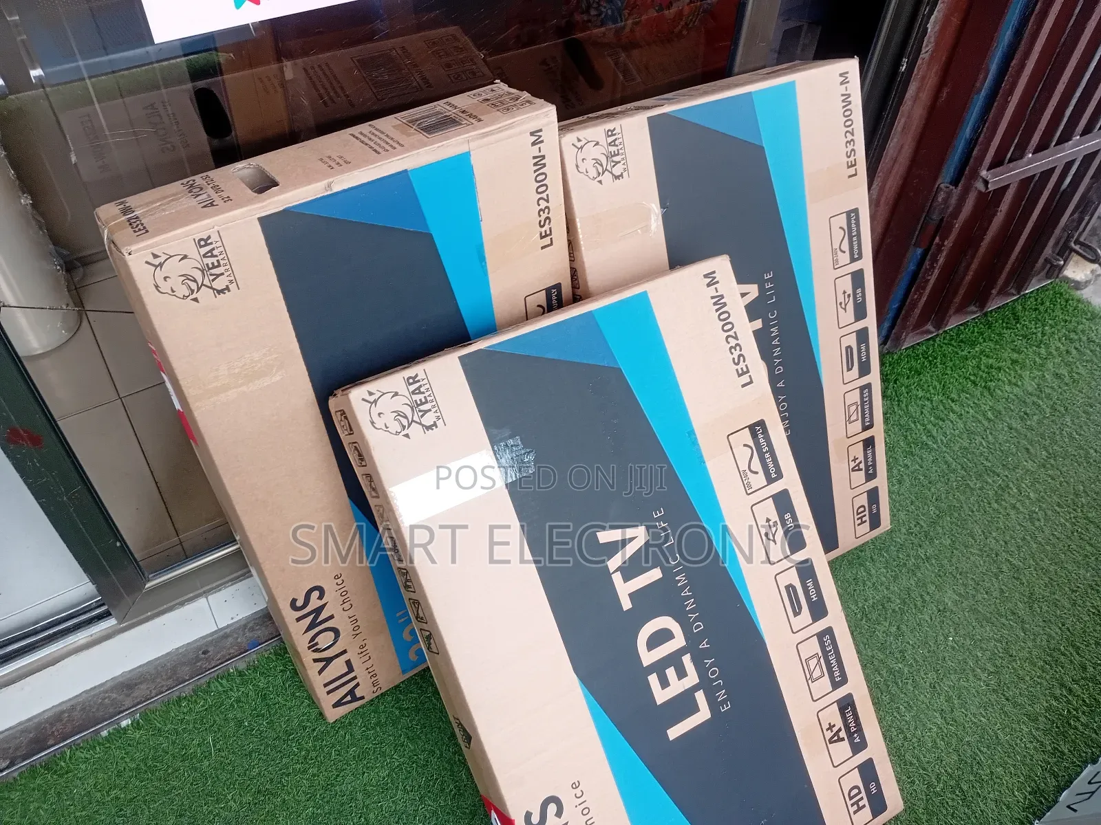 Ailyons 32inches Digital Tv Connect to All Your Viewing Needs