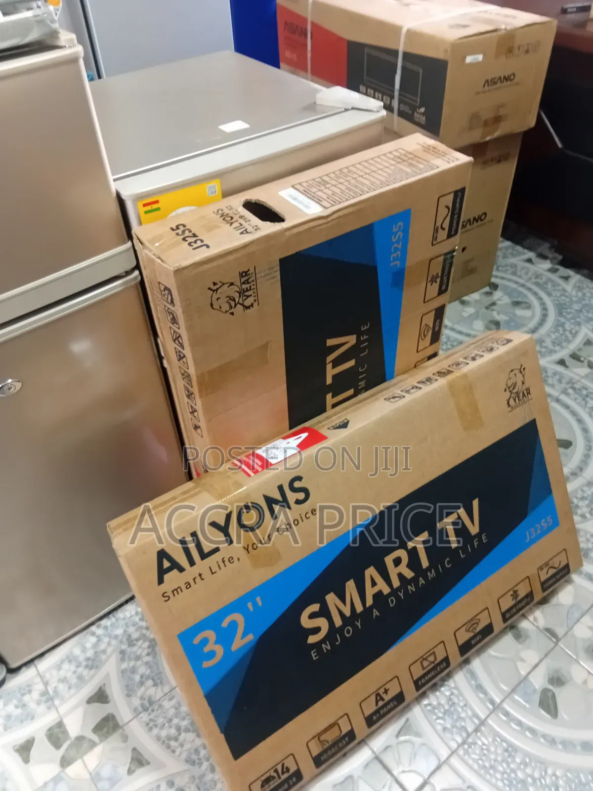 Smart Tv Ailyons 32 Inch With Build in Satellite Receiver