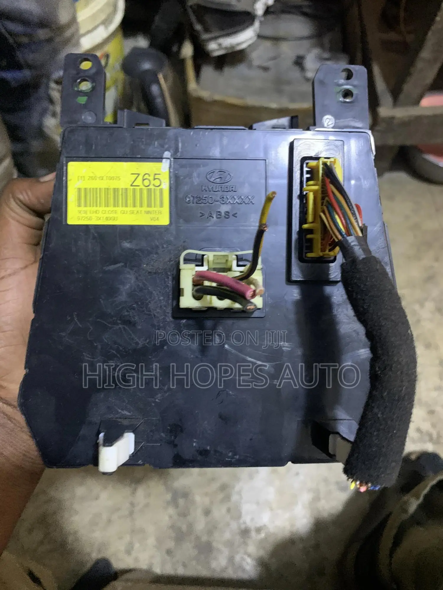 Hyundai Elantra 2011-2014 Aircondition and Hazard Switch.