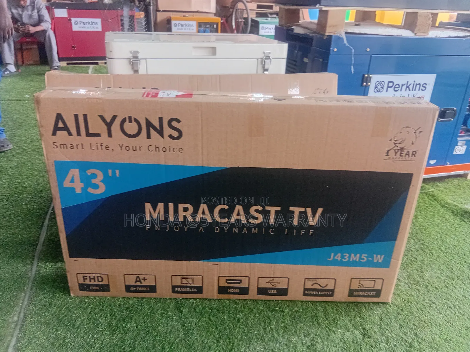 Real Lives 43inches Ailyons Miracast Television 43inches Tv