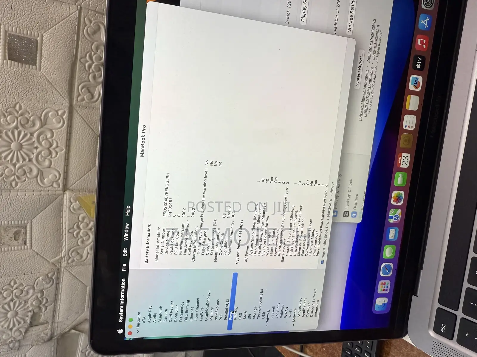 Laptop Apple MacBook Pro 2022 M2 8GB Apple M2 SSD 256GB