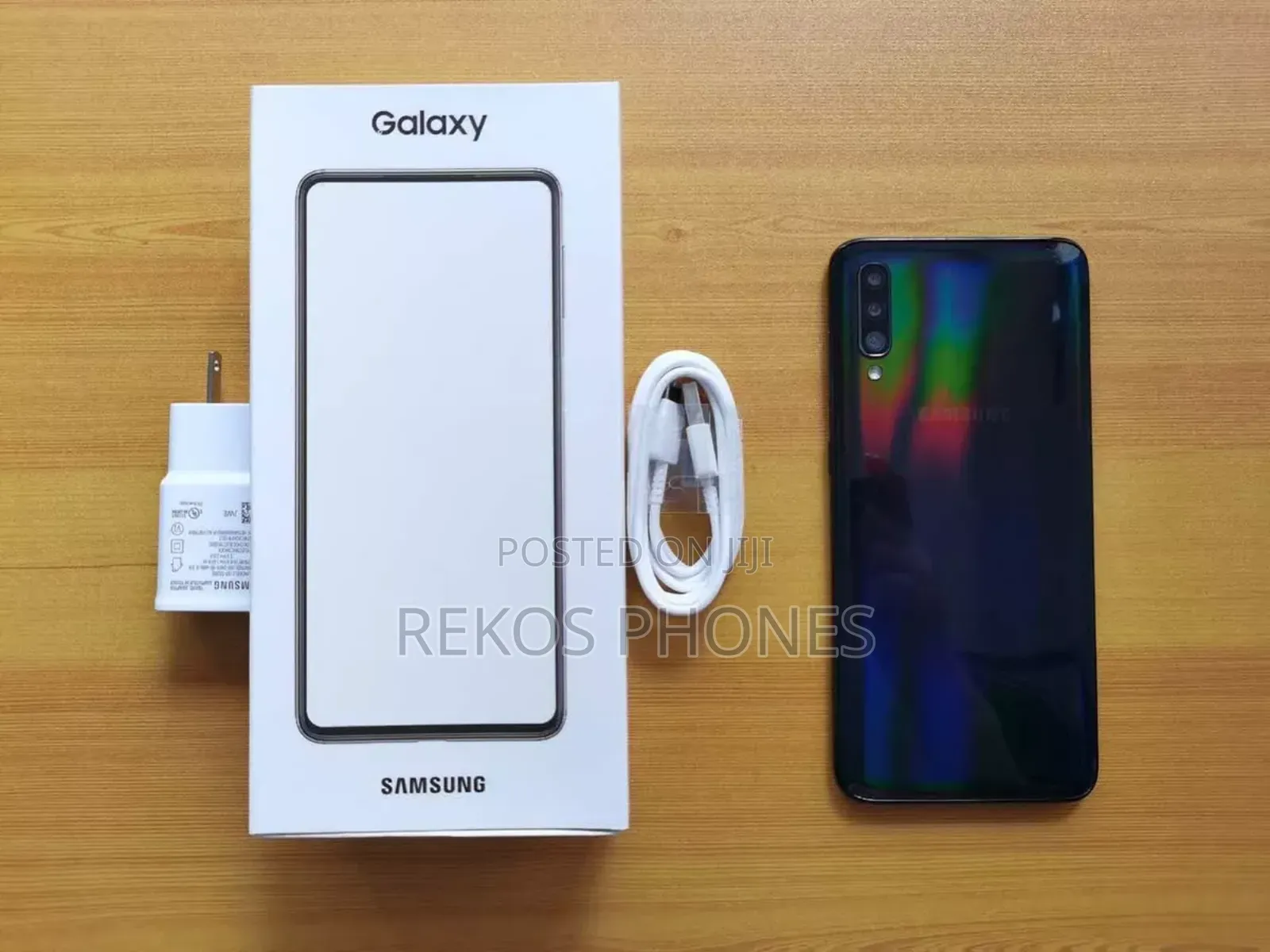 New Samsung Galaxy A70 128 GB Black