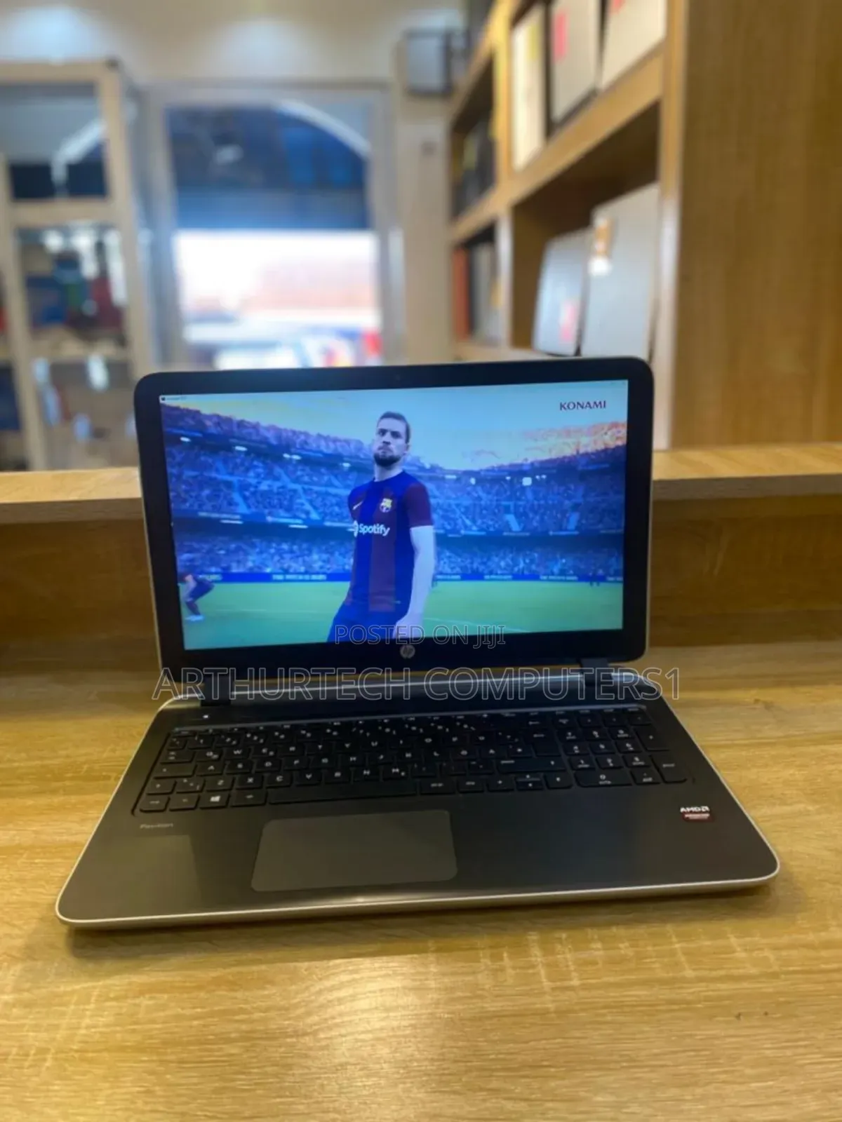Laptop HP Pavilion 15 12GB AMD A10 HDD 1T