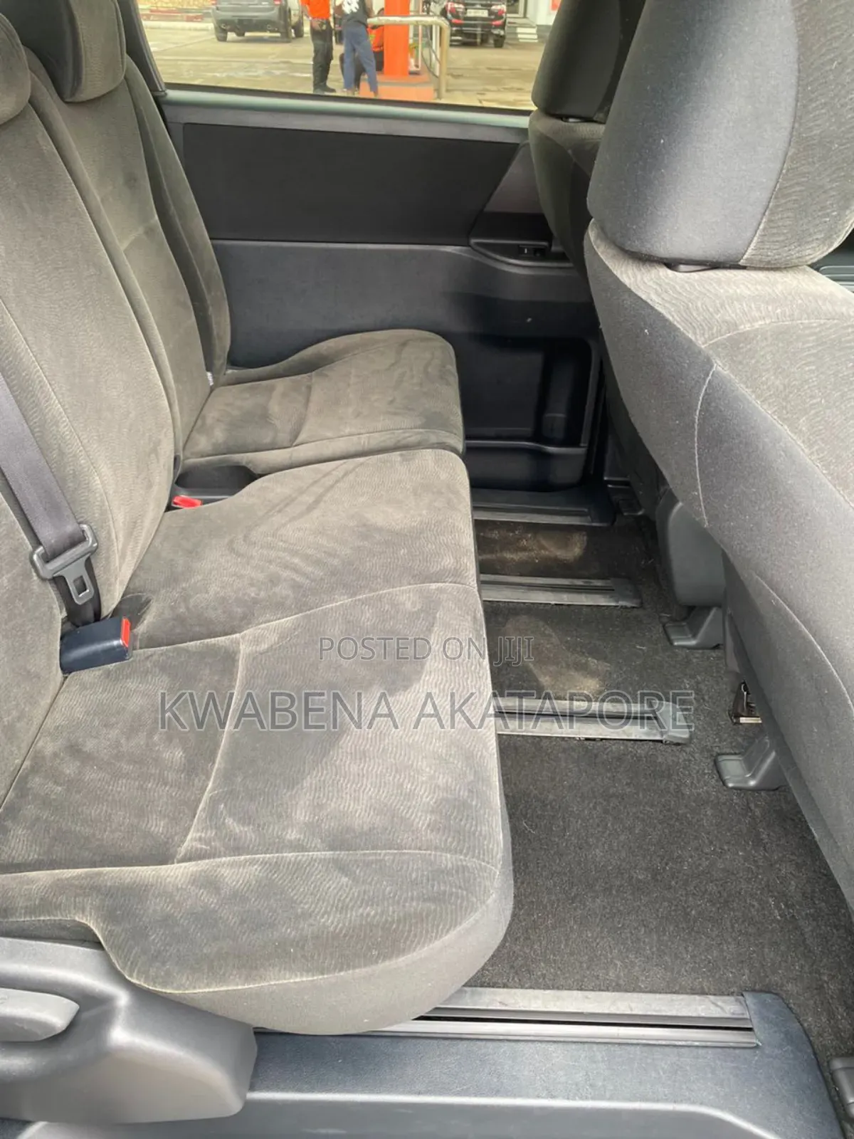 Toyota Voxy X 2WD 8-Seater 2014 Gray