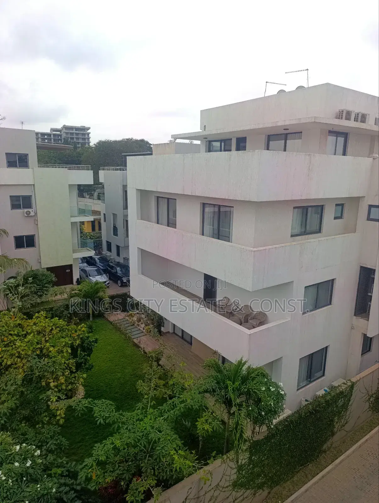4bdrm House in Kings City Estate, Airport Residential Area for rent