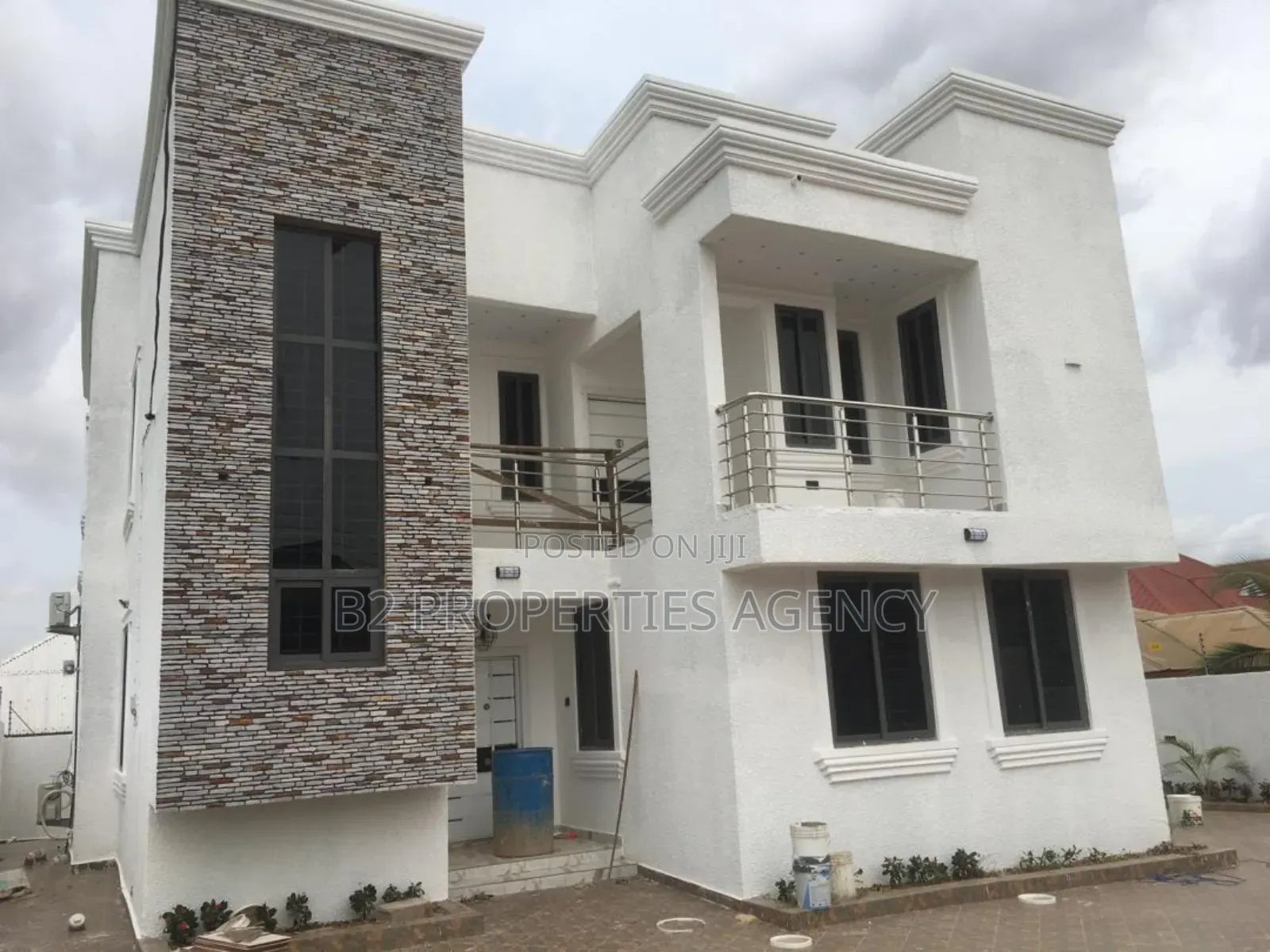 Furnished 5bdrm Mansion in B2 Properties Agency, Kumasi Metropolitan