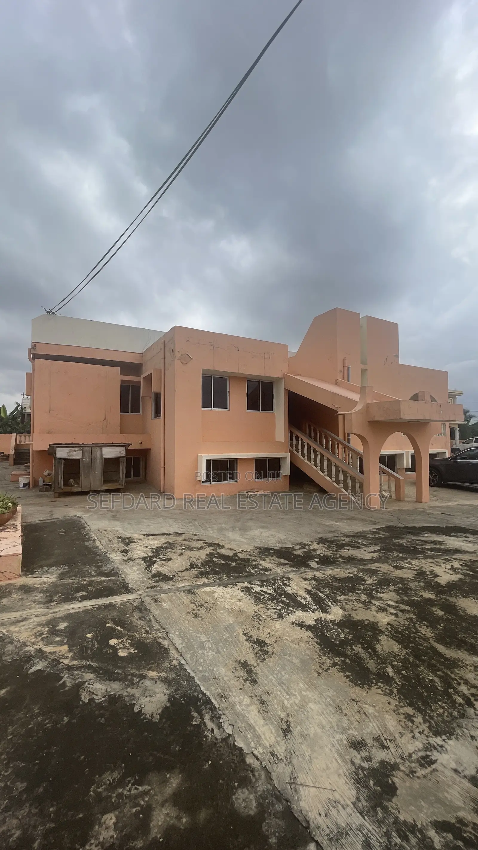 6bdrm House in Dome for sale