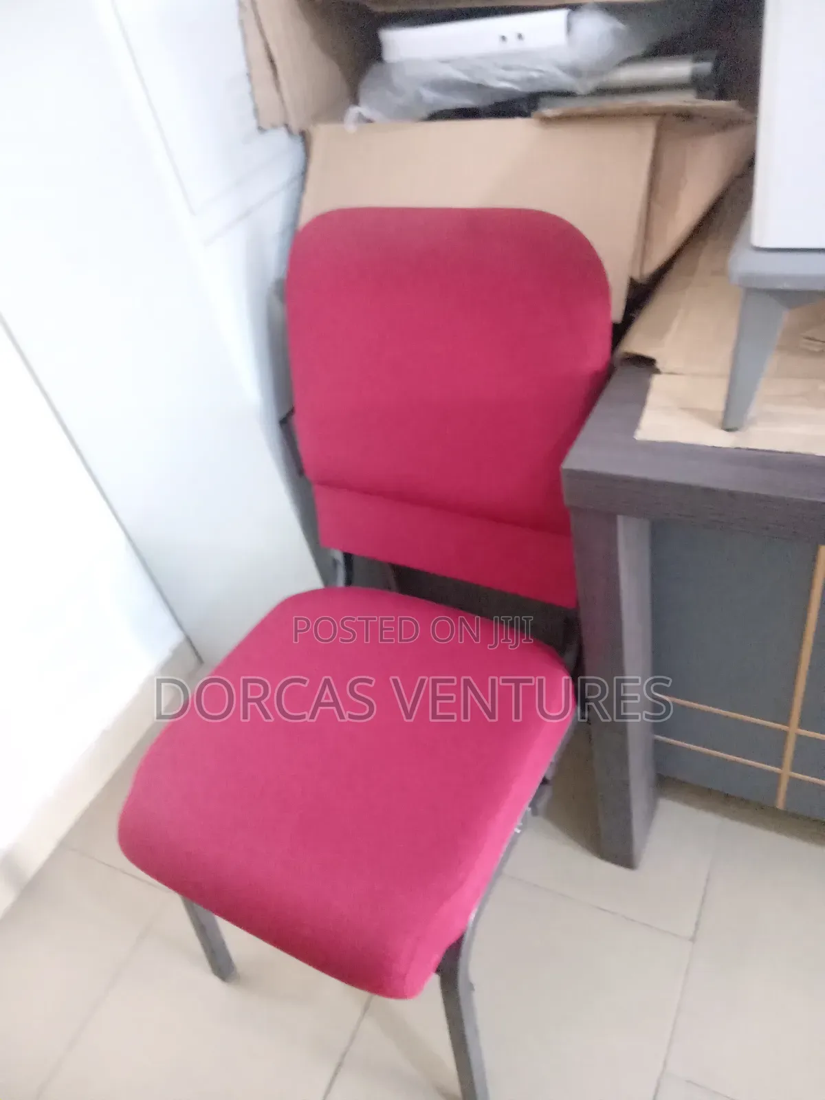Plano Chair