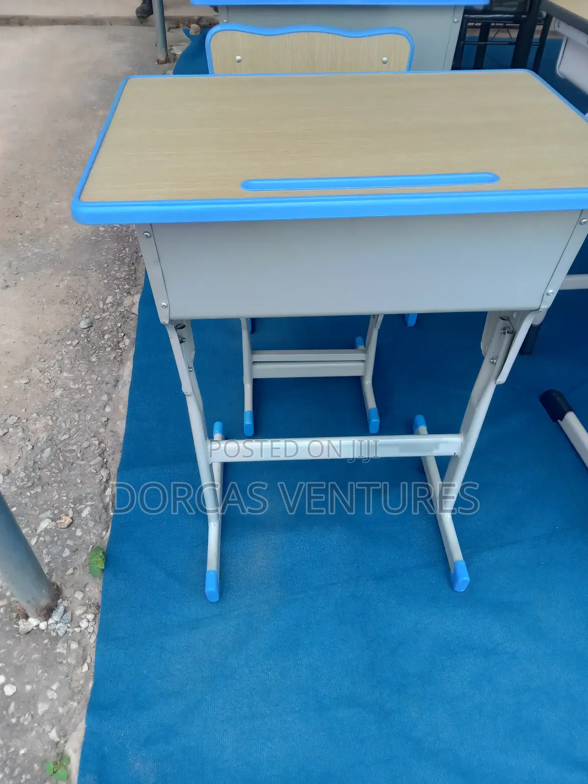 Bookdrive Study Desk