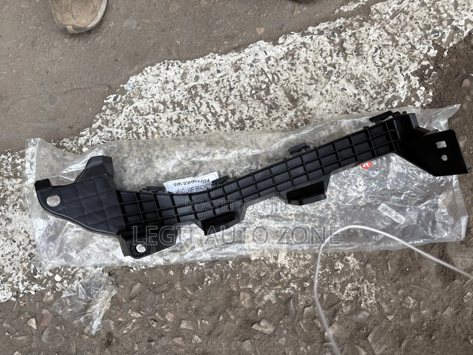 HRV 2023,2024,2025, Headlight Seat Available