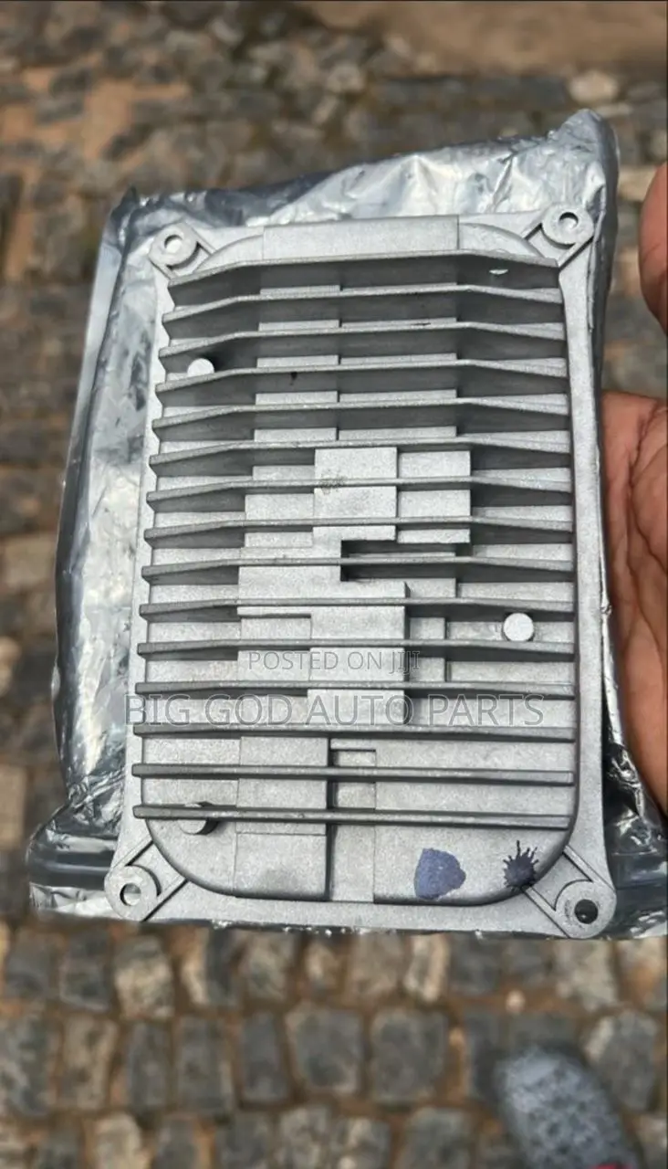 Mercedes Benz E300 Head Light Charger