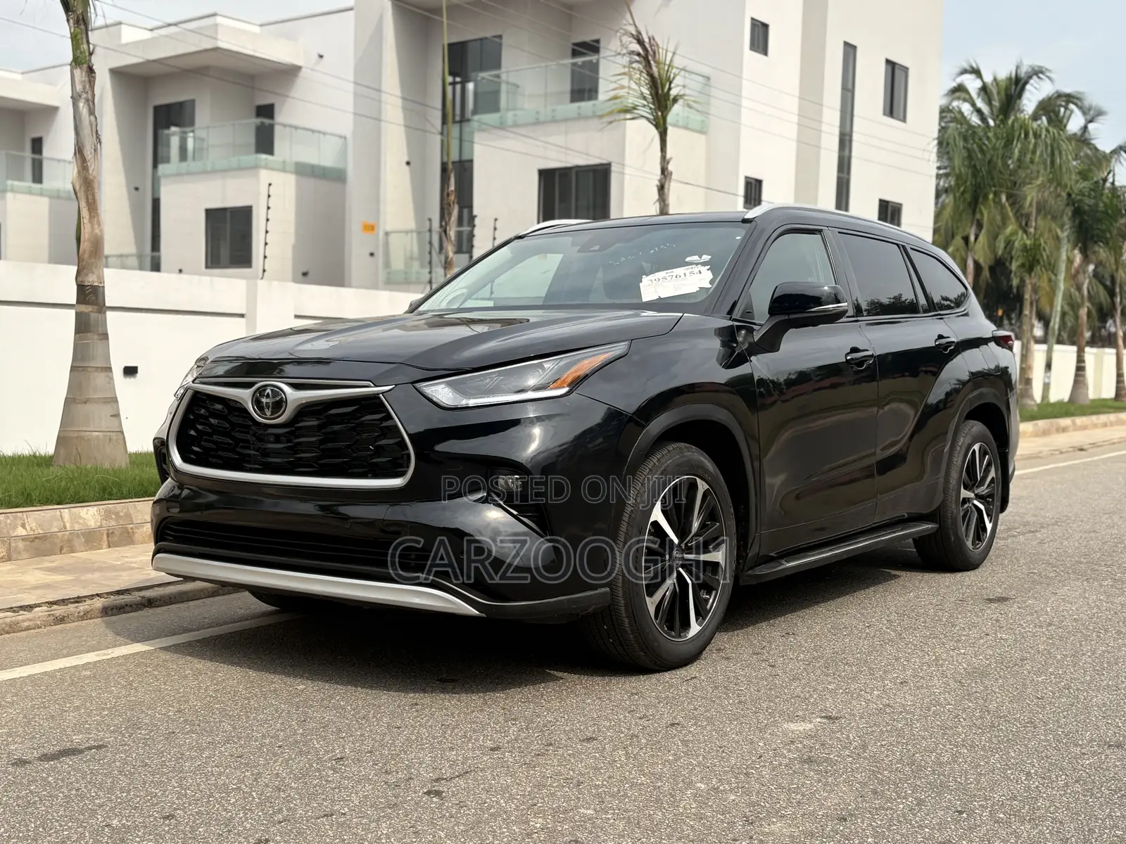 Toyota Highlander Limited AWD 2024 Black