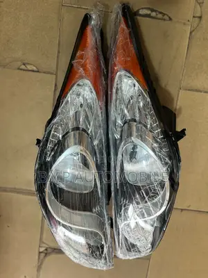 Hyundai Elantra 2012 Headlight
