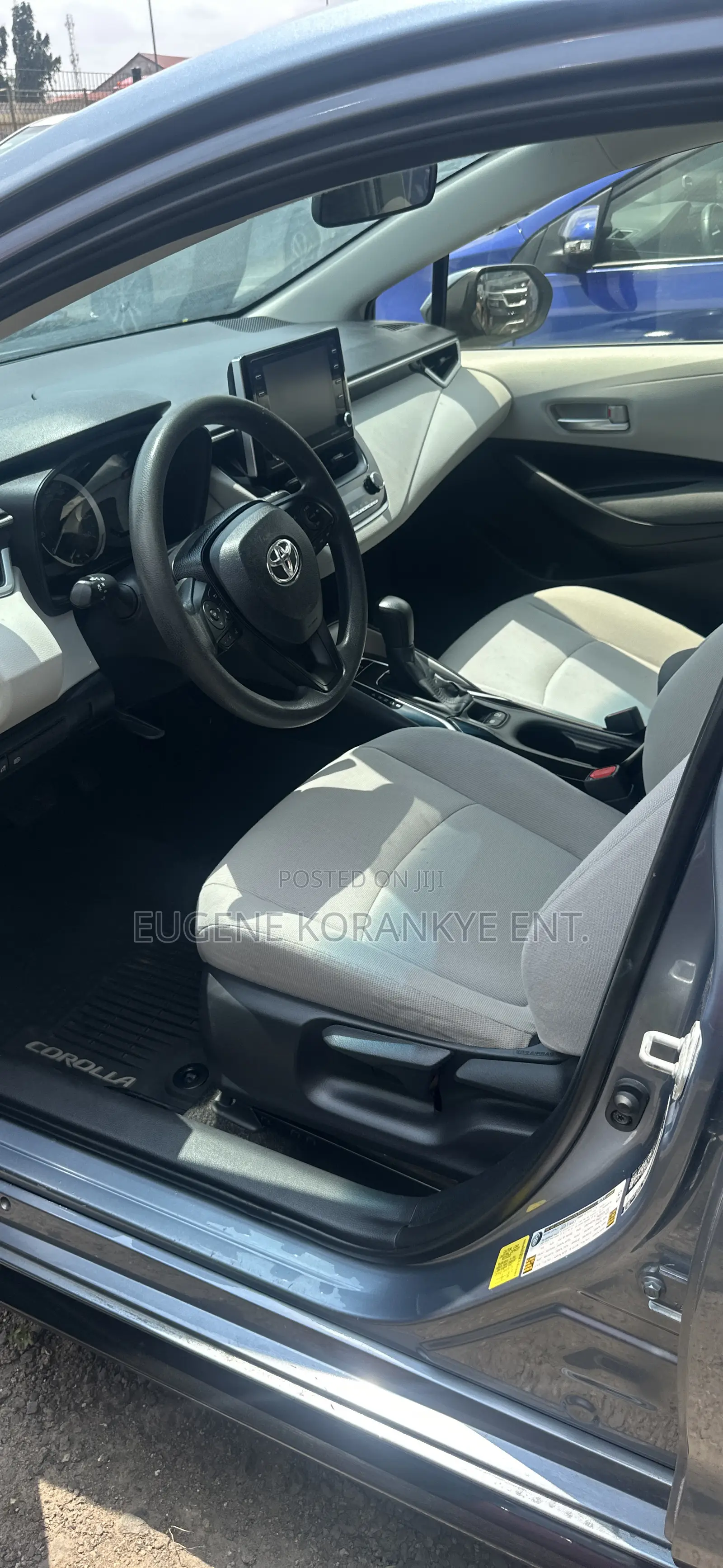 Toyota Corolla LE 2021 Blue