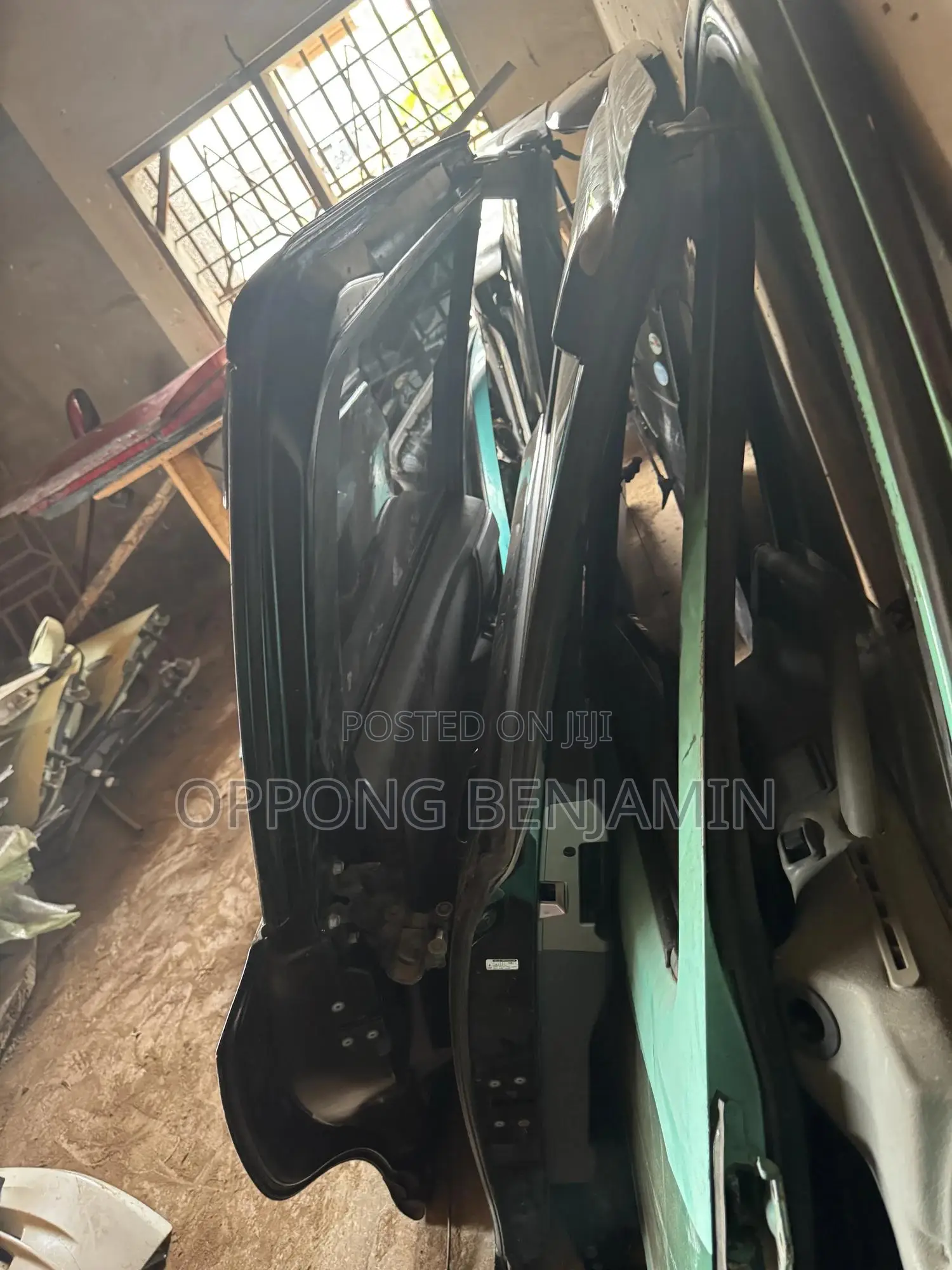 Toyota Voxy 2008-2013 Sliding Door