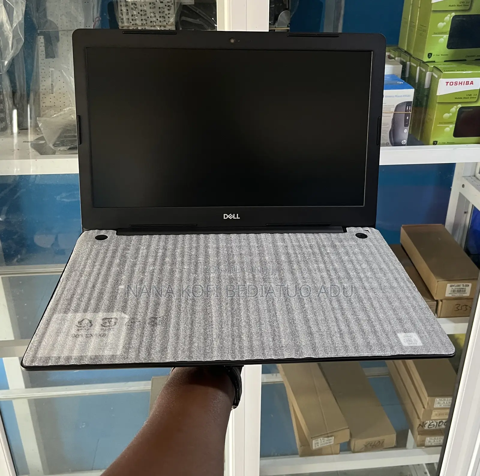 New Laptop Dell Inspiron 15 3593 8GB Intel Core i3 SSD 256GB