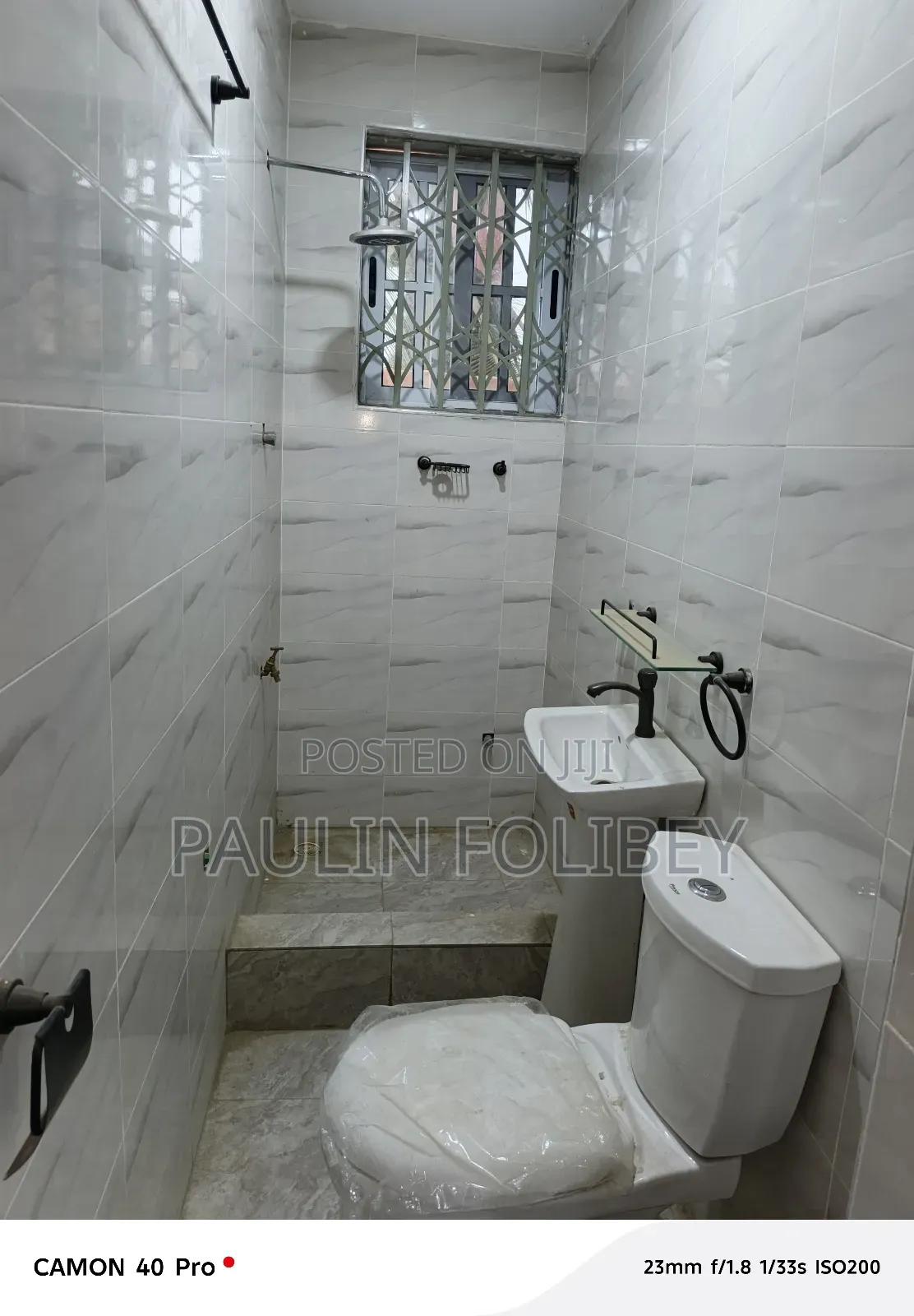 2bdrm Apartment in Dg Property, Ablekuma for rent