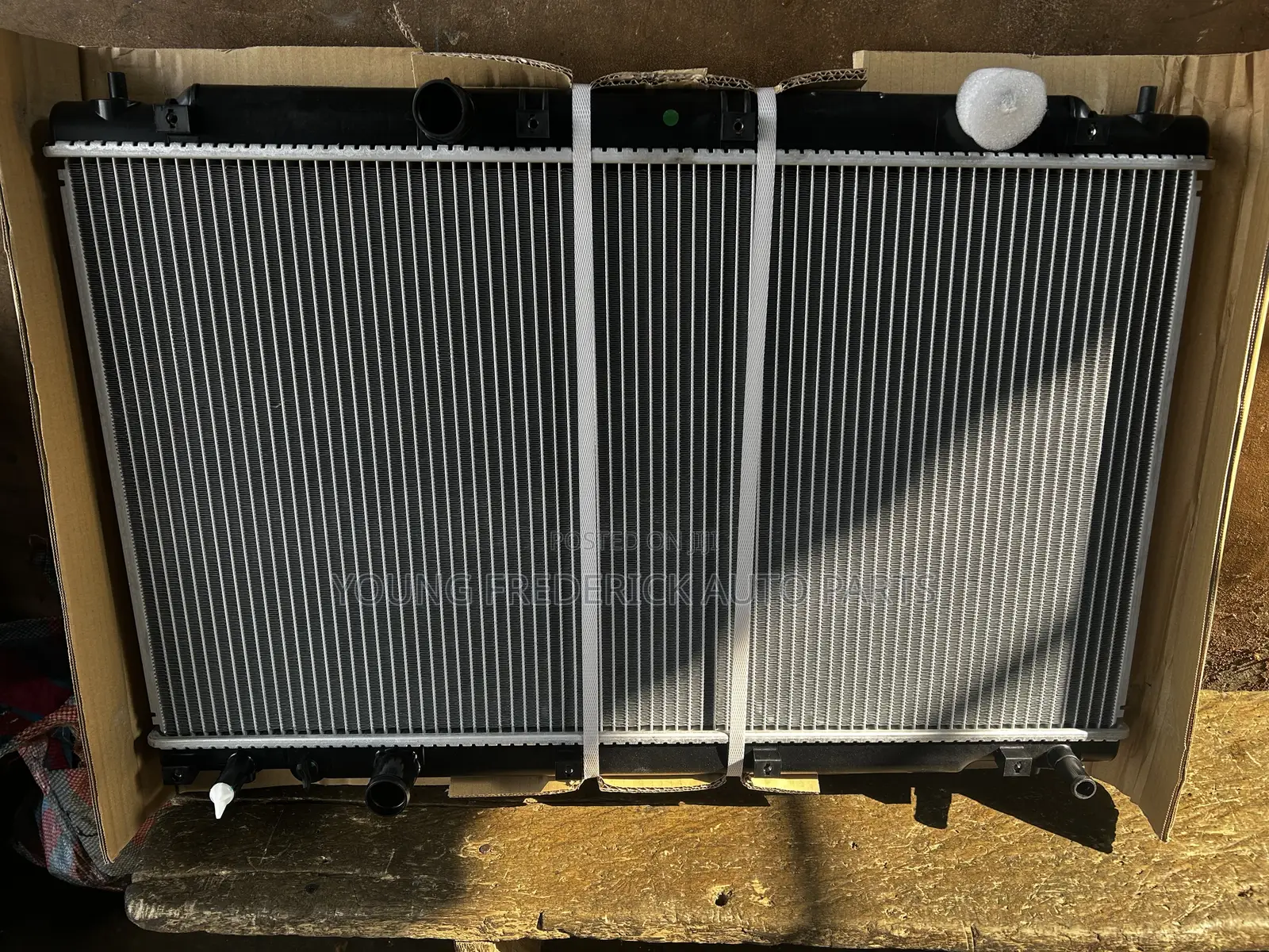 Honda Cr-v 2016 2017 2018 2019 2020 Radiator/Tank