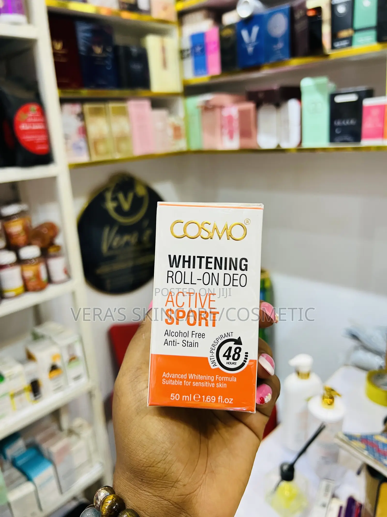 Cosmo Whitening Roll On